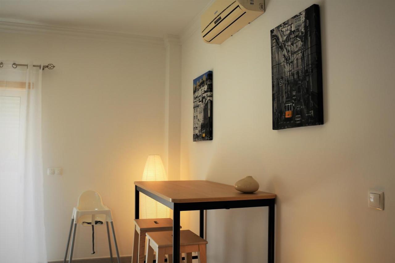 Lovely Apartment In Carvoeiro By The Beach Eksteriør bilde