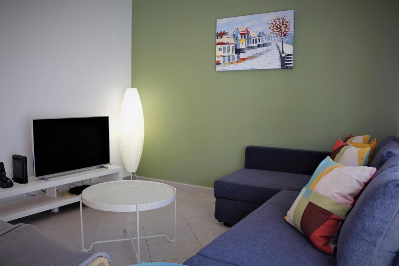 Lovely Apartment In Carvoeiro By The Beach Eksteriør bilde