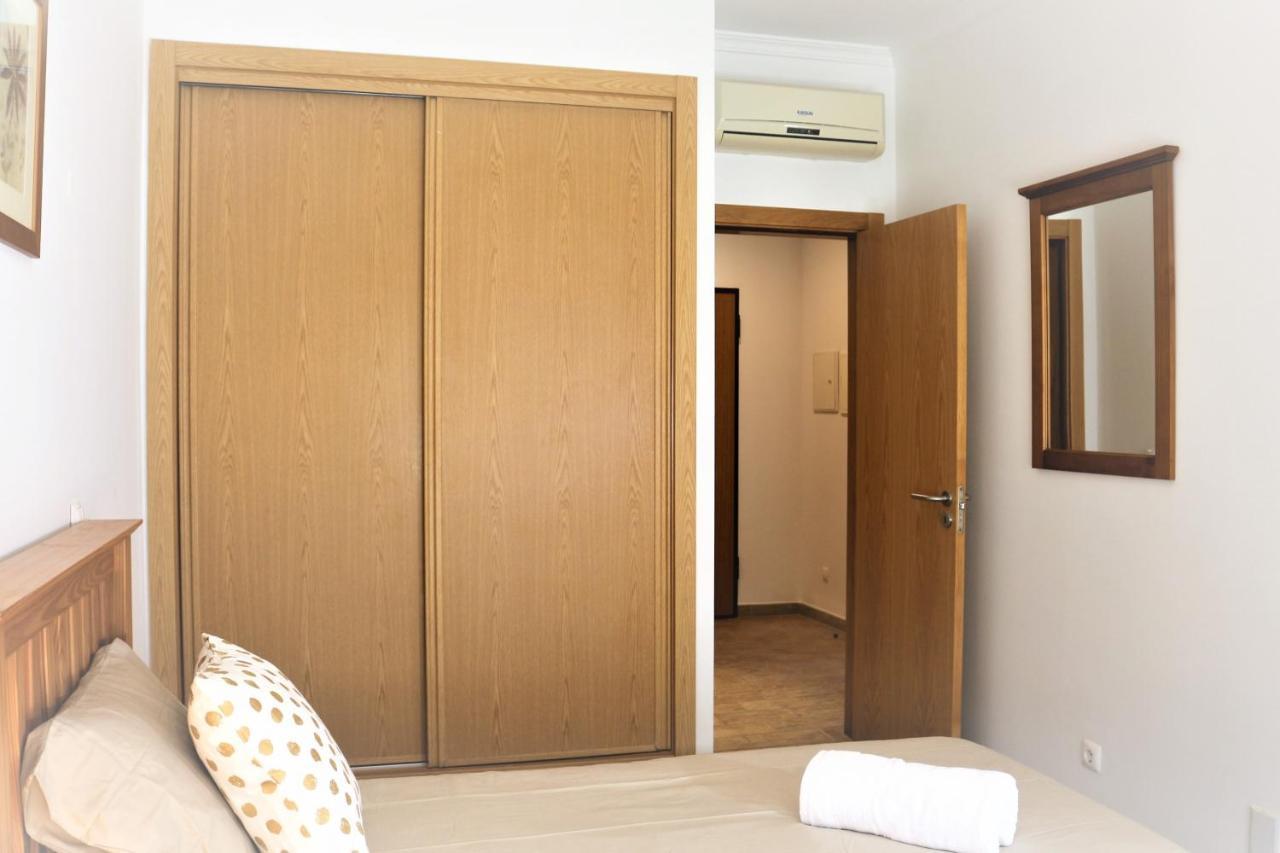 Lovely Apartment In Carvoeiro By The Beach Eksteriør bilde