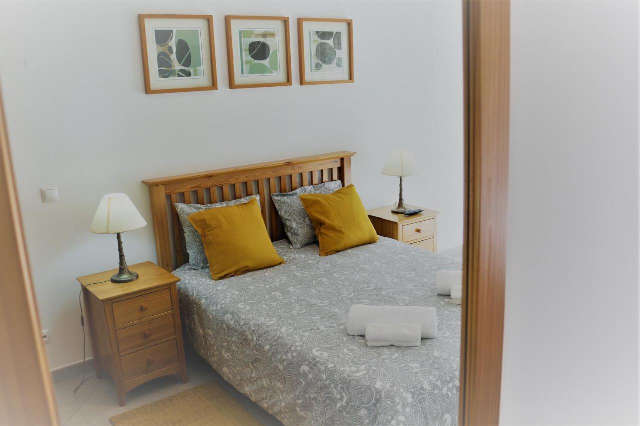 Lovely Apartment In Carvoeiro By The Beach Eksteriør bilde