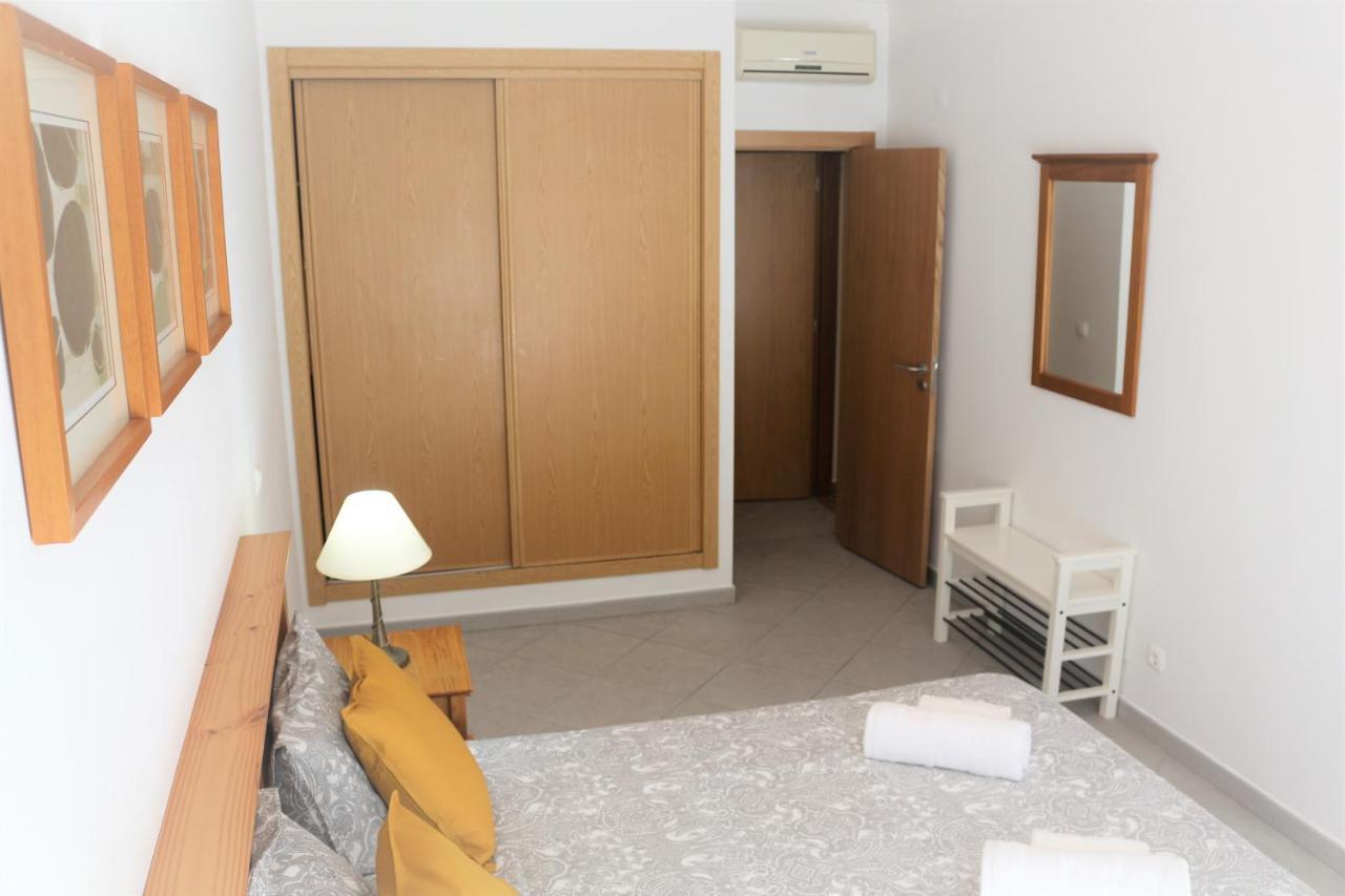 Lovely Apartment In Carvoeiro By The Beach Eksteriør bilde