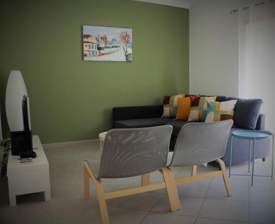 Lovely Apartment In Carvoeiro By The Beach Eksteriør bilde